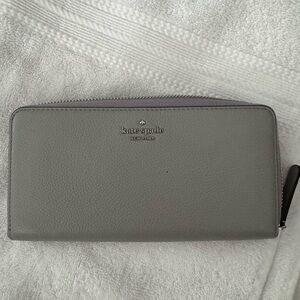 Kate Spade Gray Continental Wallet